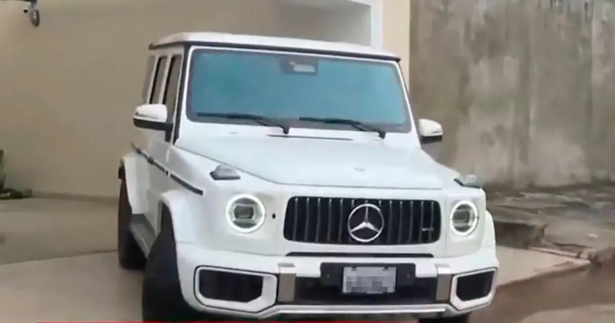 Policía revela detalles del lujoso vehículo hallado en casa de Sebastián Marset en Santa Cruz