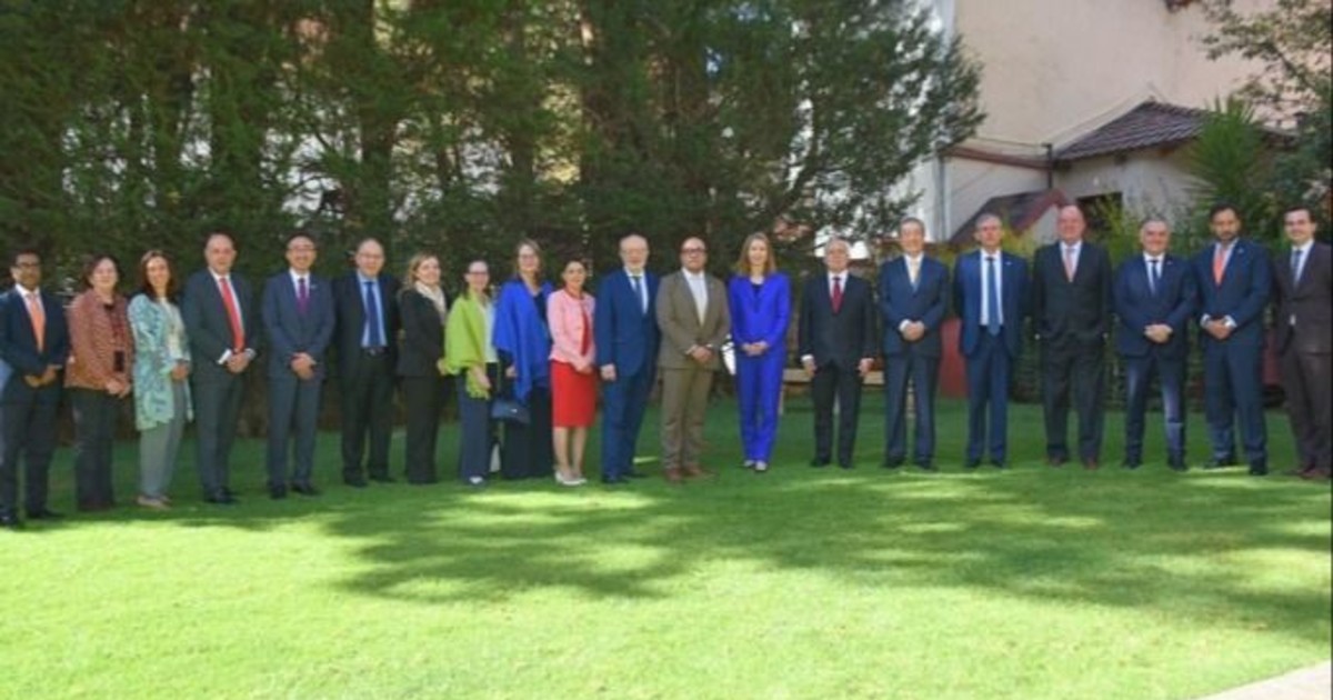 Ávila responde preguntas del cuerpo diplomático sobre elecciones en Bolivia