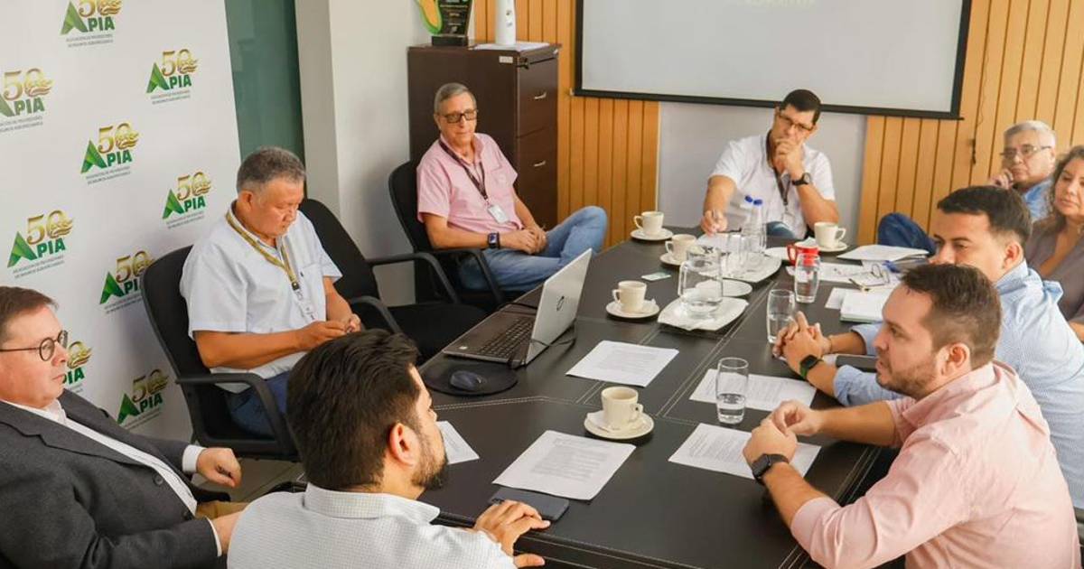 Proveedores agrícolas en Bolivia impulsan modernización de normas para frenar contrabando