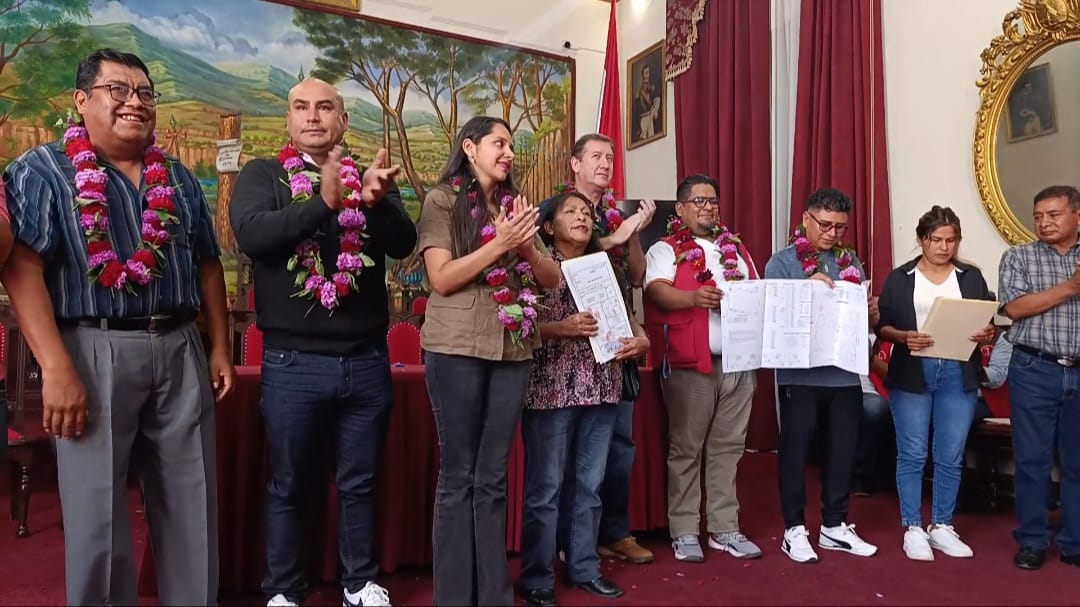 La alcaldía entrega 187 planimetrías y supera cifra de Torres Terzo La alcaldía entrega 187 planimetrías y supera cifra de Torres Terzo