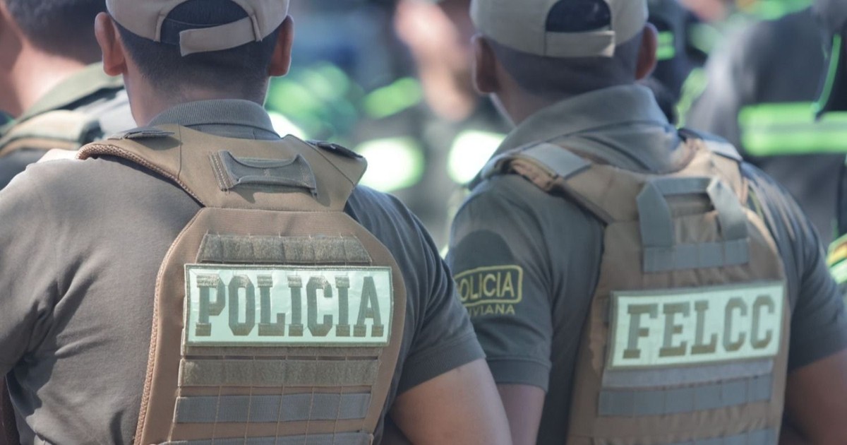 Policía de La Paz impulsa operativo tras violento robo con disparos en Villa Copacabana Policía de La Paz impulsa operativo tras violento robo con disparos en Villa Copacabana