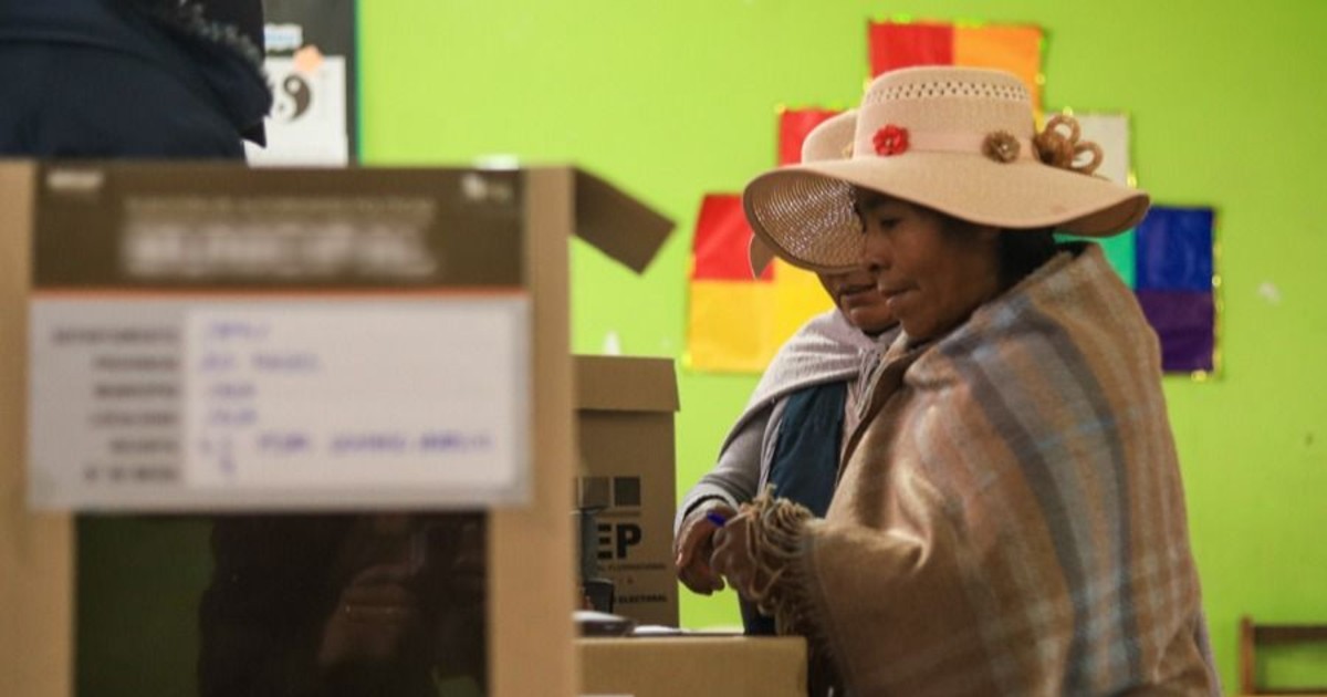 Leonardo Loza lidera la Gobernación de Cochabamba en primera vuelta