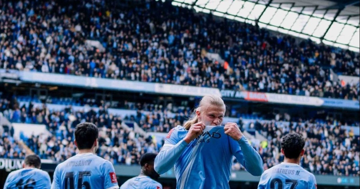 Haaland anota triplete y clasifica al Manchester City a semifinales