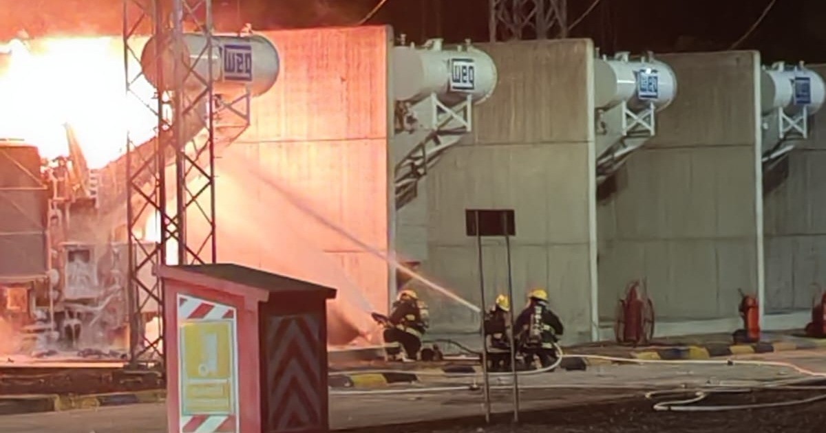 Bomberos controlan incendio en planta de ENDE en el Trópico