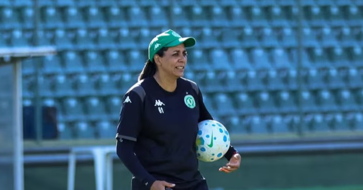 Nívia de Lima integra por primera vez cuerpo técnico masculino en Serie A brasileña