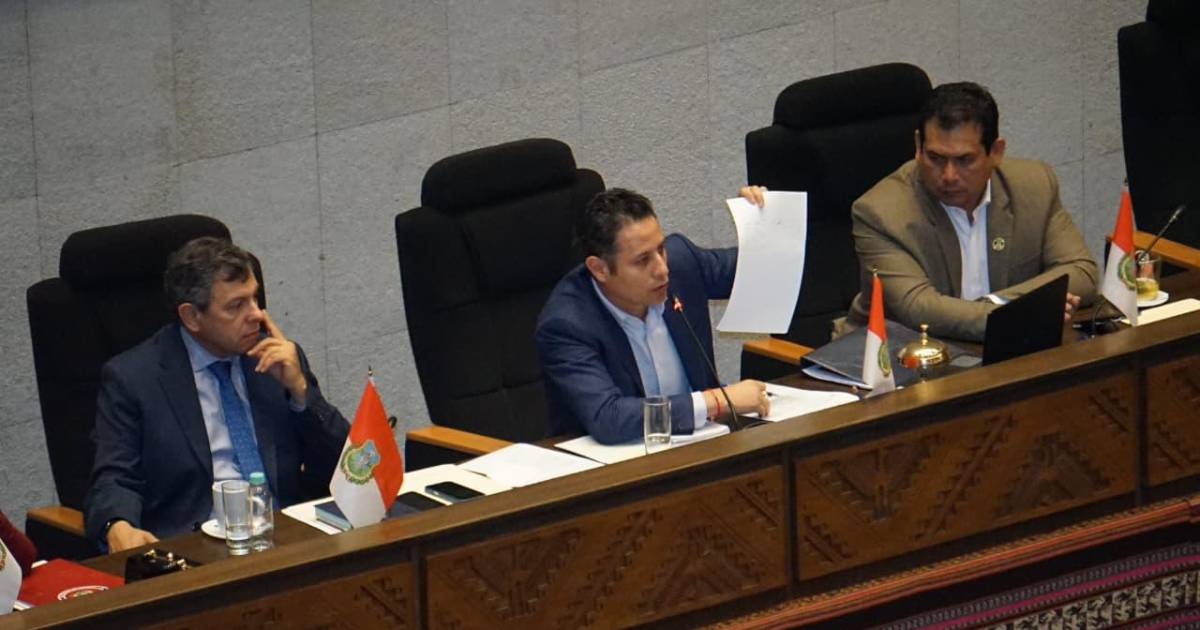 Vicepresidente confirma notificación a ministro Medinaceli para interpelación Vicepresidente confirma notificación a ministro Medinaceli para interpelación