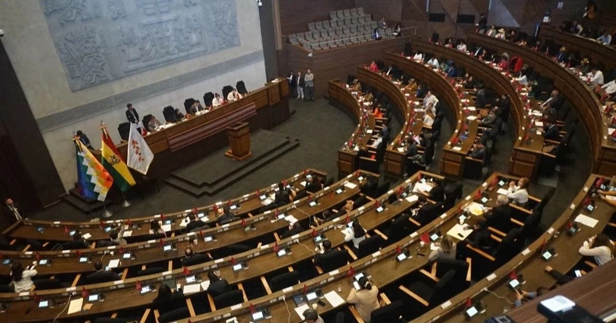 Asamblea reinstala sesión para censurar al ministro Medinaceli Asamblea reinstala sesión para censurar al ministro Medinaceli