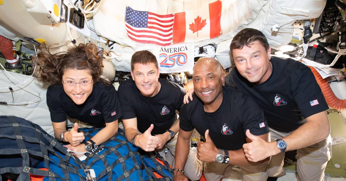 La tripulación de Artemis II inicia corrección de trayectoria para regreso seguro