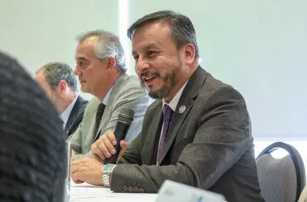 Rodrigo Paz respalda a Mauricio Medinaceli y espera su proyecto de ley Rodrigo Paz respalda a Mauricio Medinaceli y espera su proyecto de ley