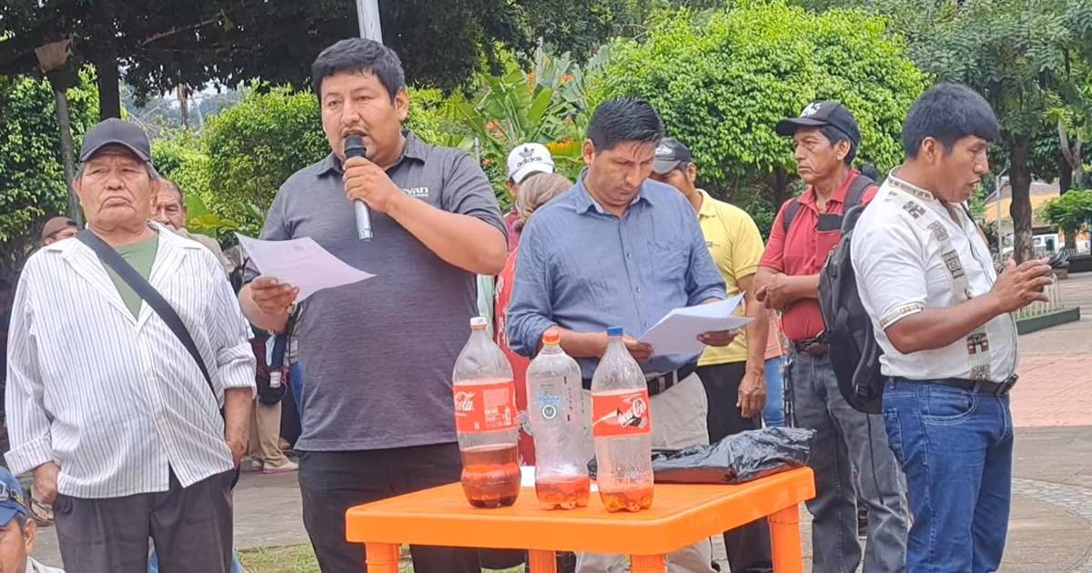 Marcha en Rurrenabaque presiona al Gobierno por gasolina de mala calidad