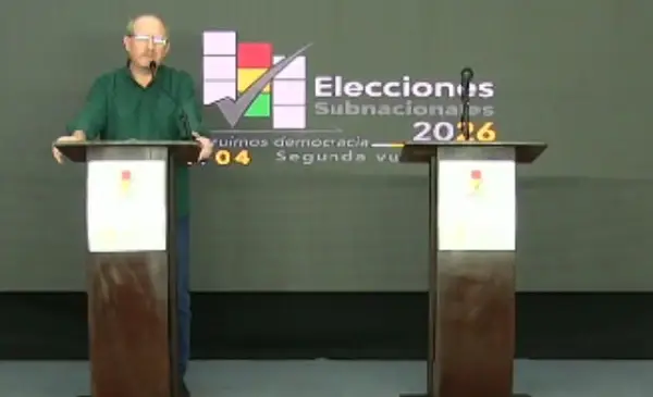 Oliva lamenta ausencia de Soruco y detalla plan económico en debate por la Gobernación de Tarija