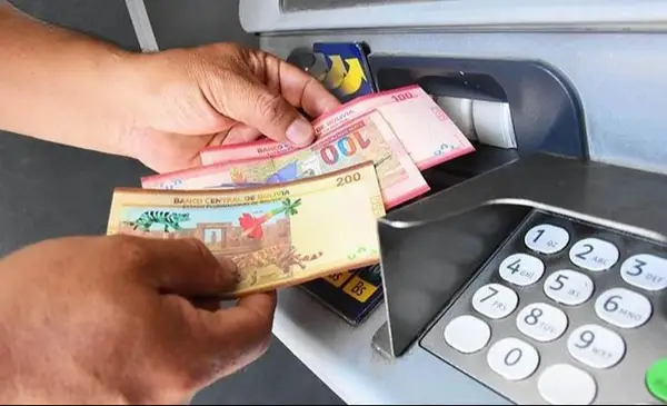 Economista Jaime Bravo prevé mayor uso del sistema bancario tras la eliminación del Impuesto a las Transacciones Financieras