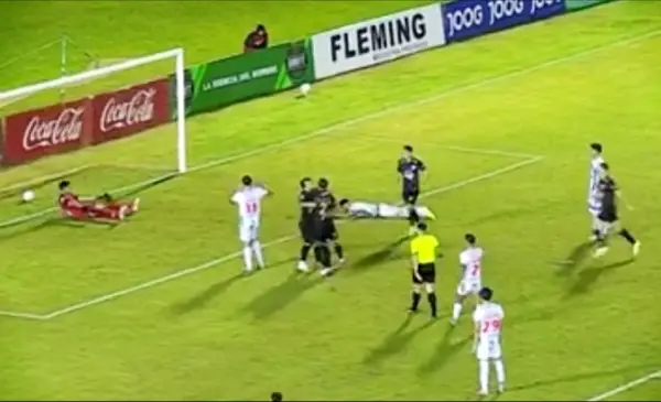 Ferreira anota y Olimpia gana 2-0 a Rubio Ñu con gol accidental en la segunda mitad Ferreira anota y Olimpia gana 2-0 a Rubio Ñu con gol accidental en la segunda mitad