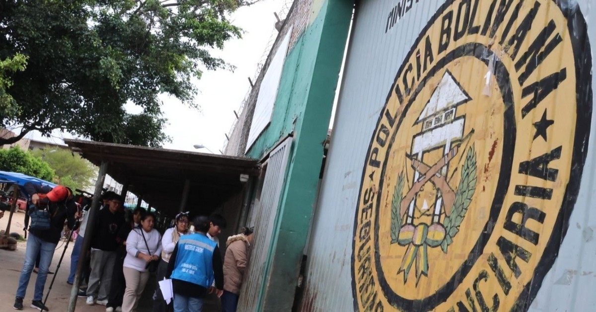 Suspenden entrega de alimentos en cárceles de Santa Cruz por deuda de tres meses de la Gobernación Suspenden entrega de alimentos en cárceles de Santa Cruz por deuda de tres meses de la Gobernación