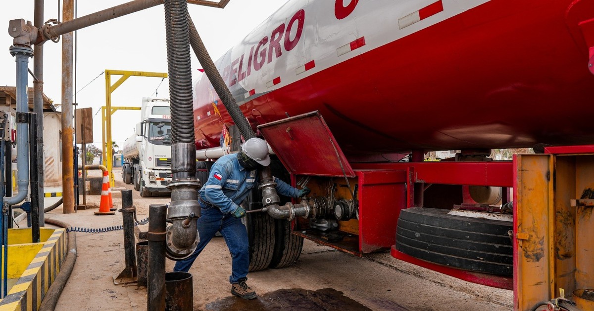Ministerio Público acusa a Sandra Otazú por uso indebido de influencias y contratos lesivos al Estado en caso Botrading