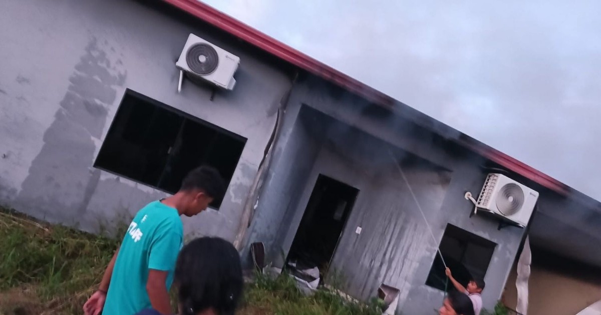 Mujer y sus hijas pierden su hogar tras incendio provocado por su pareja en estado de ebriedad