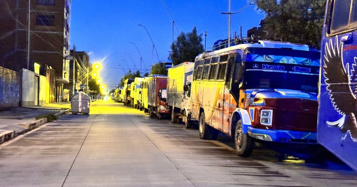 Escasez de diésel reduce más del 60% la provisión en Cochabamba, advierte presidente del sector agropecuario