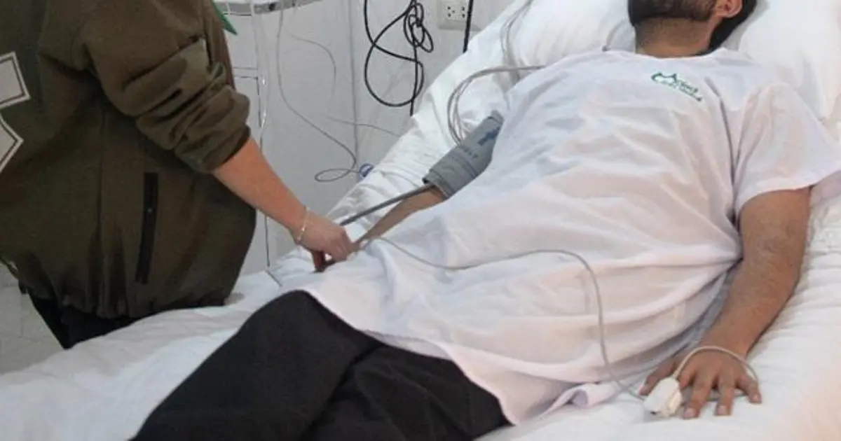 Profesor es apuñalado por estudiante de 15 años tras reunión sobre rendimiento escolar en Oruro