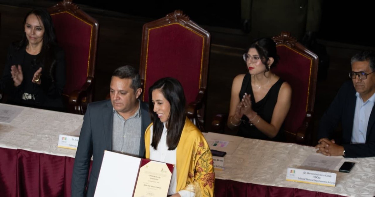 María René Soruco recibe su credencial como gobernadora de Tarija y anuncia enfoque en salud, turismo e infraestructura
