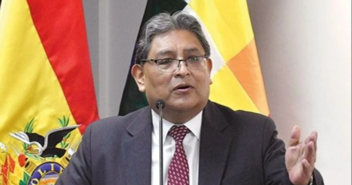 Justicia concede detención domiciliaria con salida laboral al expresidente del BCB Edwin Rojas y otros exfuncionarios investigados por daño económico millonario.