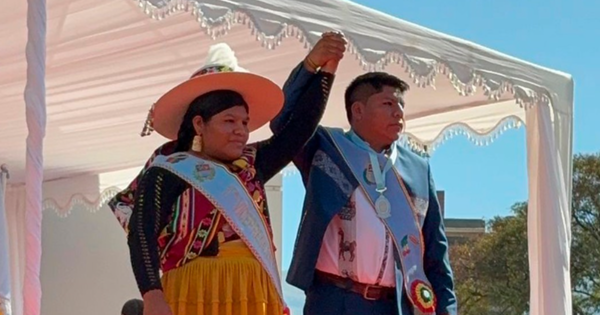 Leonardo Loza asume como nuevo gobernador de Cochabamba en acto con presencia de embajadas de Rusia e Irán
