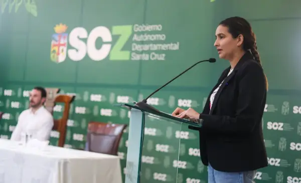 Vicegobernadora Paola Aguirre anuncia recorte del 25% en gasto público para enfrentar crisis financiera en Santa Cruz