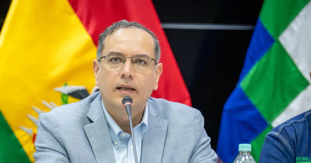 Ministerio de Gobierno investiga a Yussef Akly por presunta salida irregular del país