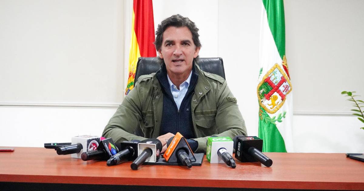 Municipalidad de Santa Cruz prioriza diálogo y pago de deudas tras reunión con gremios de salud