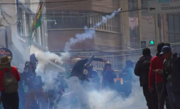 Iglesia Católica, Defensoría y APDH de El Alto convocan a un diálogo nacional para frenar la violencia Iglesia Católica, Defensoría y APDH de El Alto convocan a un diálogo nacional para frenar la violencia