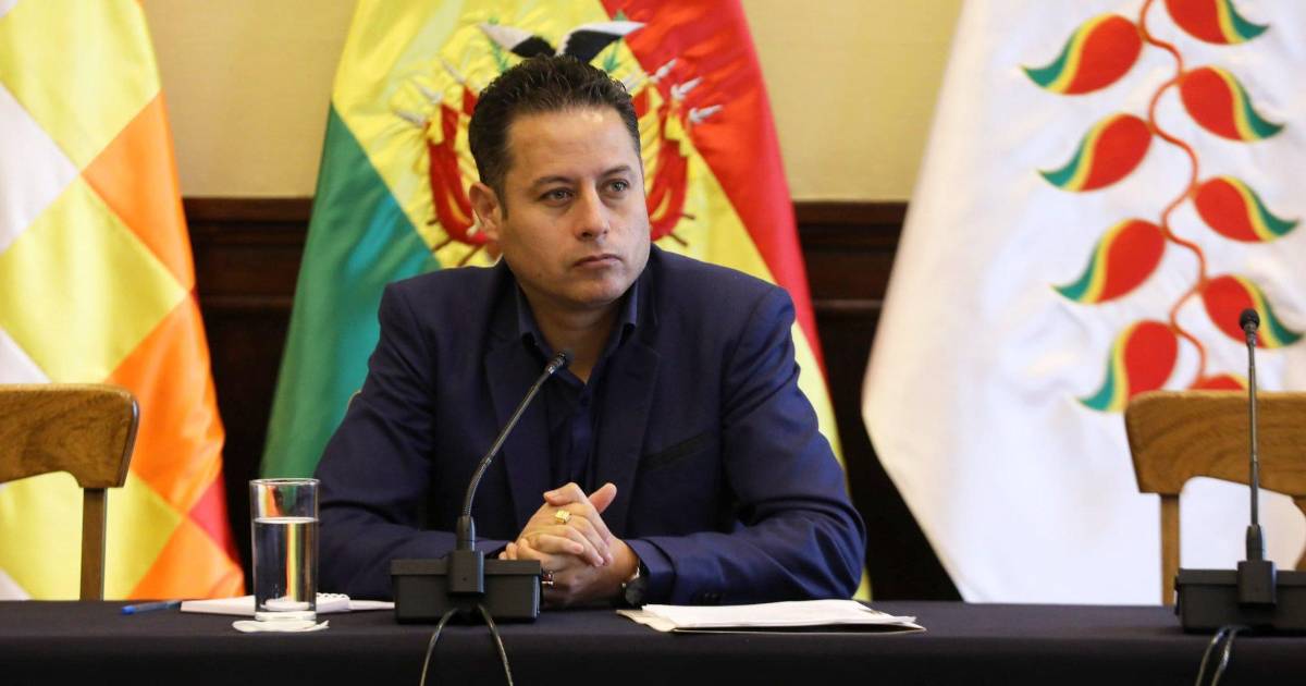 Vicepresidente Edmand Lara pide diálogo nacional tras jornada violenta en La Paz
