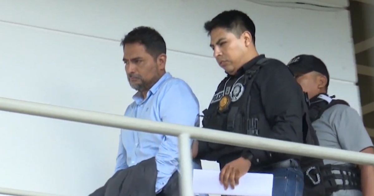 Justicia concede detención domiciliaria con escolta al pastor Marco Núñez del Arco, acusado de estupro Justicia concede detención domiciliaria con escolta al pastor Marco Núñez del Arco, acusado de estupro