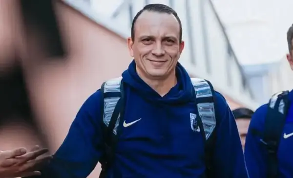 Alejandro Restrepo asume el mando de Bolívar con la misión de clasificar a octavos de final en la Copa Libertadores Alejandro Restrepo asume el mando de Bolívar con la misión de clasificar a octavos de final en la Copa Libertadores