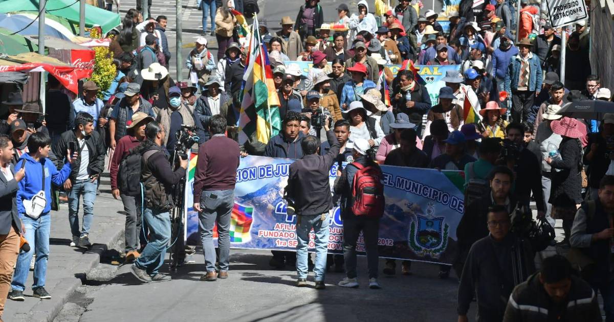 Banco Mundial reafirma apoyo a Bolivia en medio de bloqueos y crisis social
