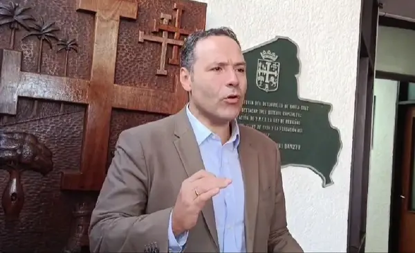 Zambrana denuncia presencia de “comandantes de guerrillas” enviados por Evo Morales en bloqueo de San Julián Zambrana denuncia presencia de “comandantes de guerrillas” enviados por Evo Morales en bloqueo de San Julián