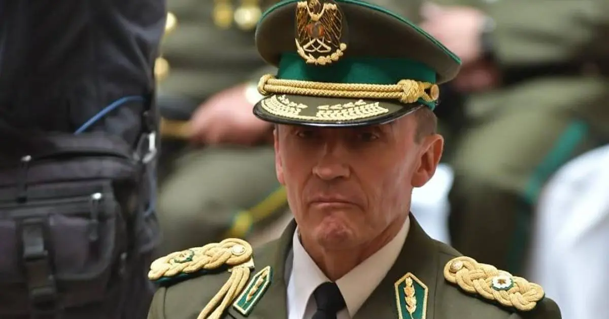 Audio revela presunto seguimiento y creación de páginas para desprestigiar a periodistas y apoyar al gobierno de Rodrigo Paz