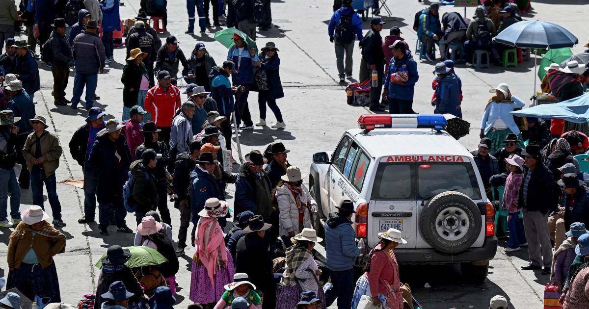 Al menos diez muertos en Bolivia tras cinco semanas de protestas y bloqueos que exigen la renuncia de Rodrigo Paz