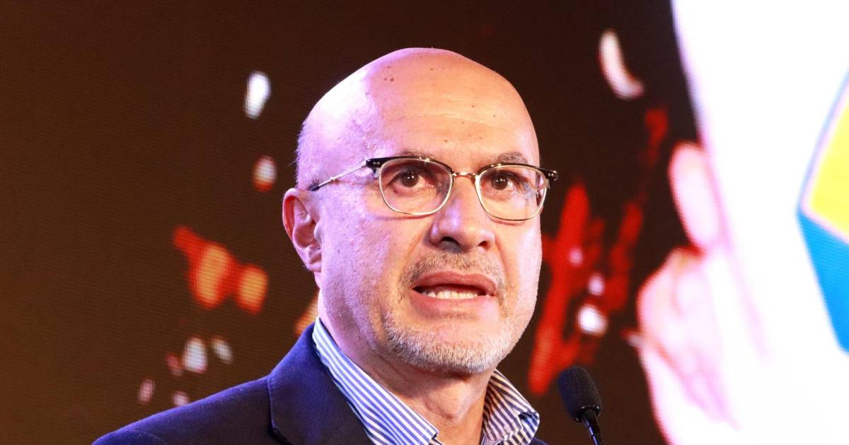 Diputado oficialista Ricardo Rada pide renuncia del ministro de la Presidencia, José Luis Lupo