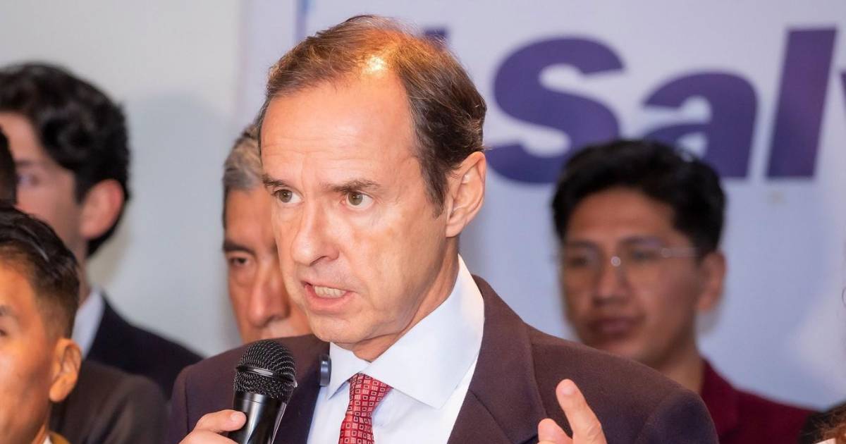 Tuto Quiroga insta al presidente Paz a gobernar y ejercer el estado de excepción ante 34 días de conflicto