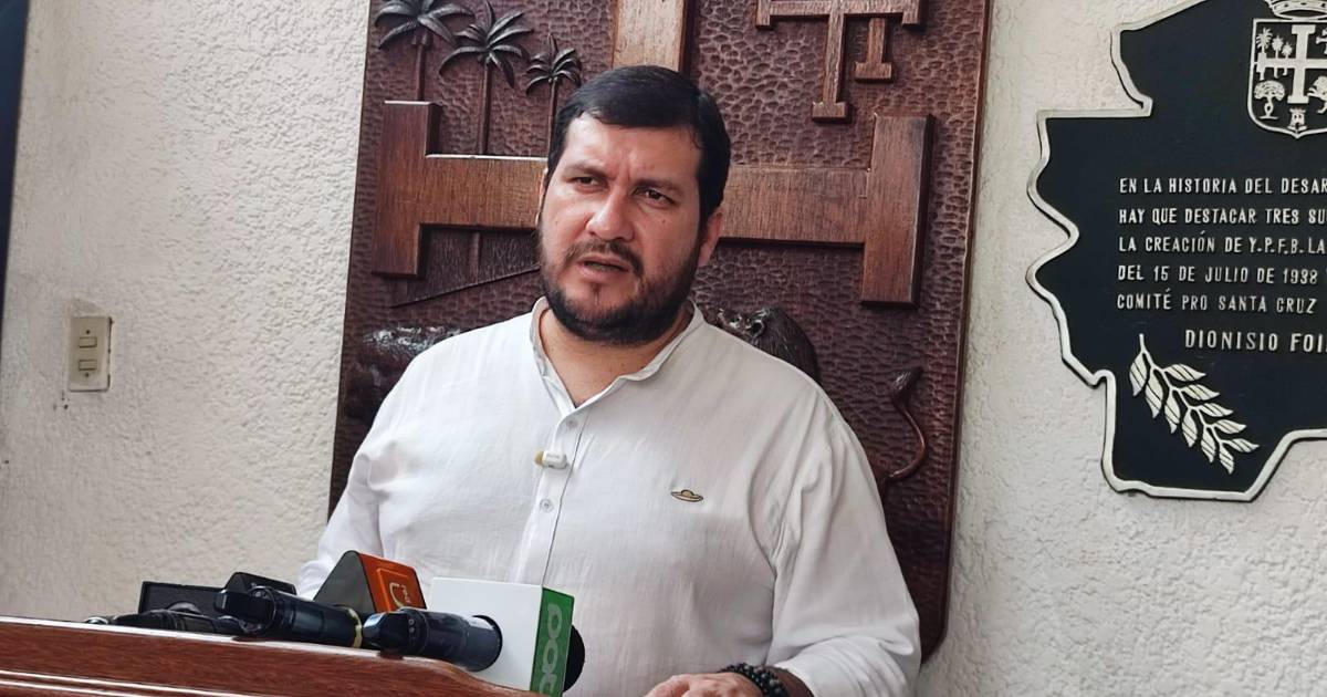 Stello Cochamanidis atribuye a autoridades la responsabilidad de restablecer el orden tras 34 días de bloqueos