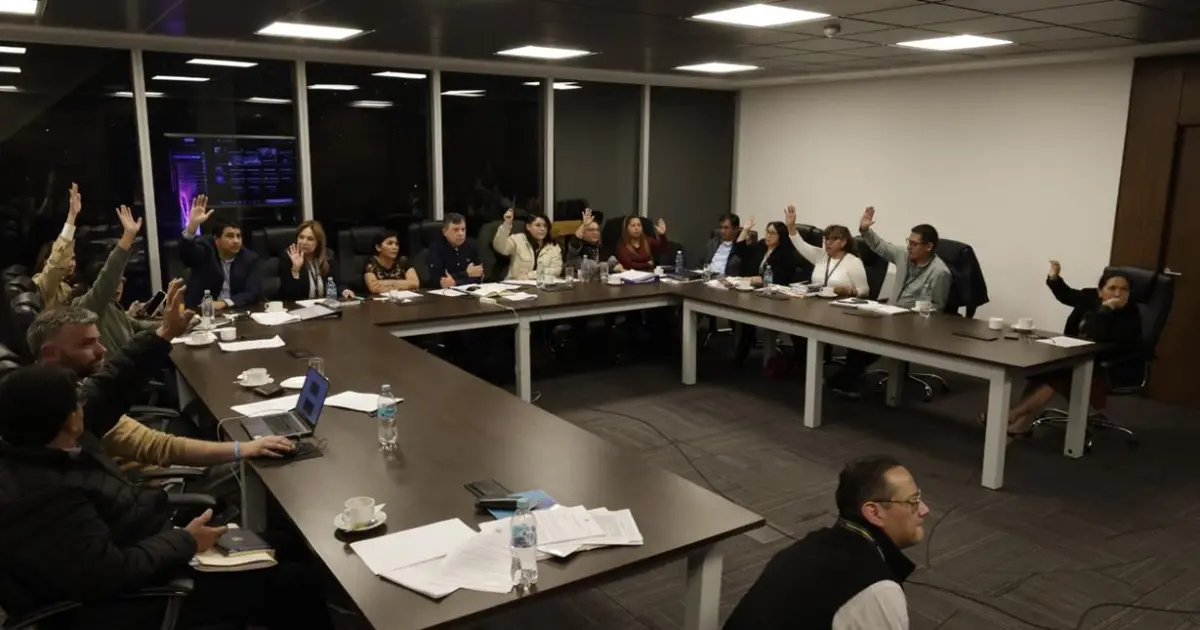 Debate sobre ley se da en medio de movilizaciones que afectan La Paz, Cochabamba y otras regiones