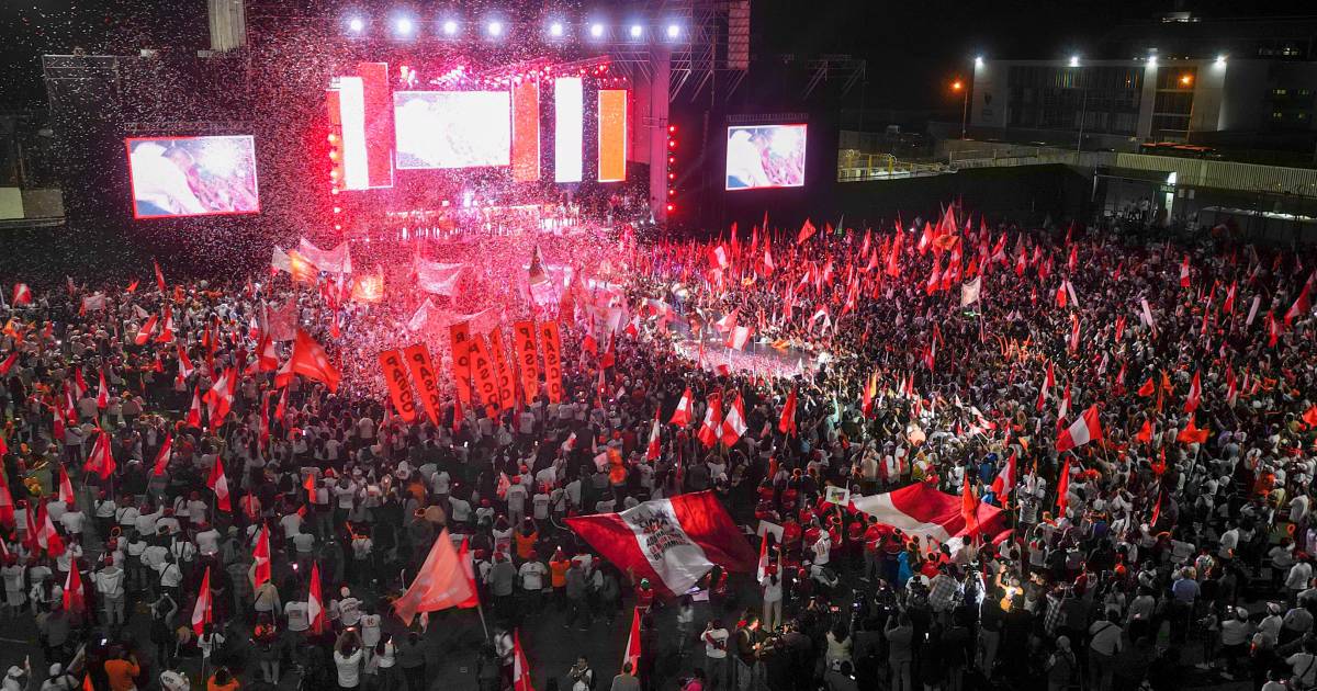 Keiko Fujimori y Roberto Sánchez se enfrentan en un balotaje reñido marcado por la inseguridad y la inestabilidad política en Perú