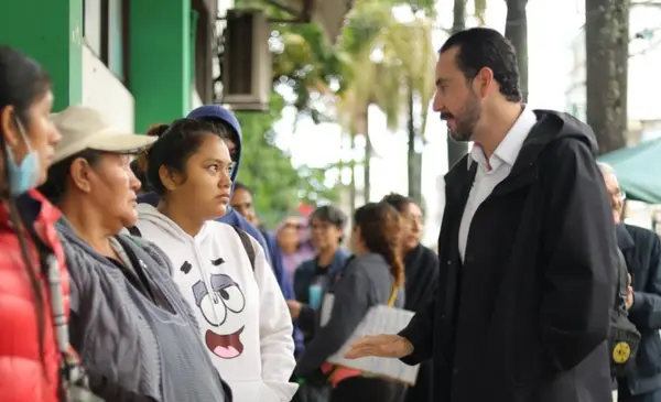 Gobernación de Santa Cruz implementa fichas médicas digitales en Hospital San Juan de Dios para reducir filas y tiempos de espera