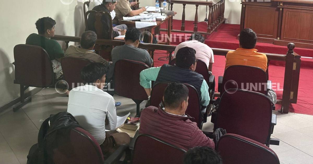 Dos detenidos enviados a Palmasola y tres quedan en libertad tras audiencia cautelar en Palacio de Justicia