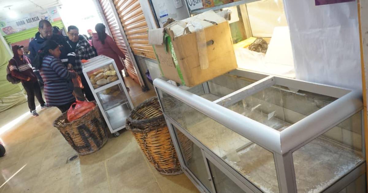 Panificadores de La Paz y El Alto anuncian paro de 48 horas por falta de insumos ante bloqueos Panificadores de La Paz y El Alto anuncian paro de 48 horas por falta de insumos ante bloqueos