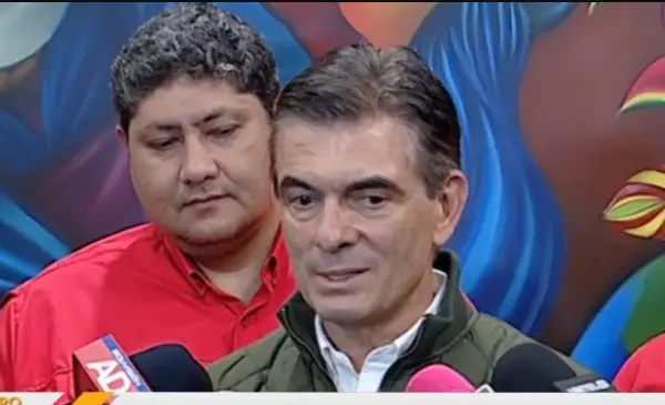 Presidente Rodrigo Paz acuerda con la COD Santa Cruz una agenda de trabajo para atender demandas laborales y productivas Presidente Rodrigo Paz acuerda con la COD Santa Cruz una agenda de trabajo para atender demandas laborales y productivas