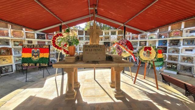 Autoridades de Tarija conmemoran 91 años del cese de hostilidades de la Guerra del Chaco en emotivo acto Autoridades de Tarija conmemoran 91 años del cese de hostilidades de la Guerra del Chaco en emotivo acto