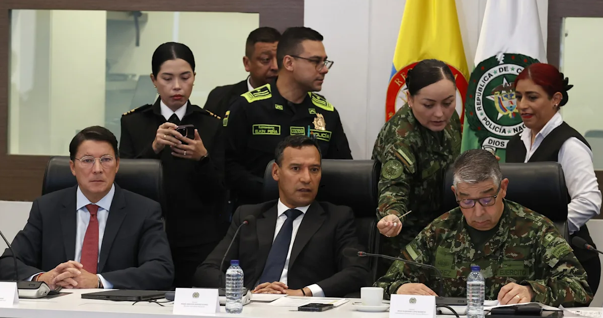 Puesto de mando cibernético vigilará desinformación y amenazas en redes durante elecciones en Colombia
