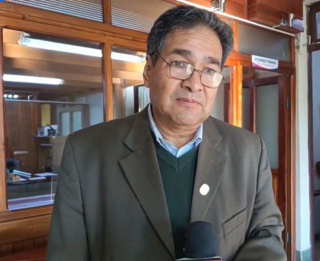 Jaime Condori asume como rector interino de la UAJMS y prioriza continuidad académica y proyectos estratégicos