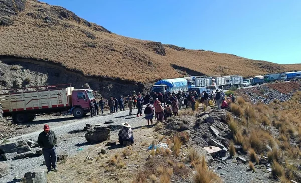 Cochabamba cumple 50 días de bloqueos con 45 puntos activos que afectan transporte y abastecimiento Cochabamba cumple 50 días de bloqueos con 45 puntos activos que afectan transporte y abastecimiento