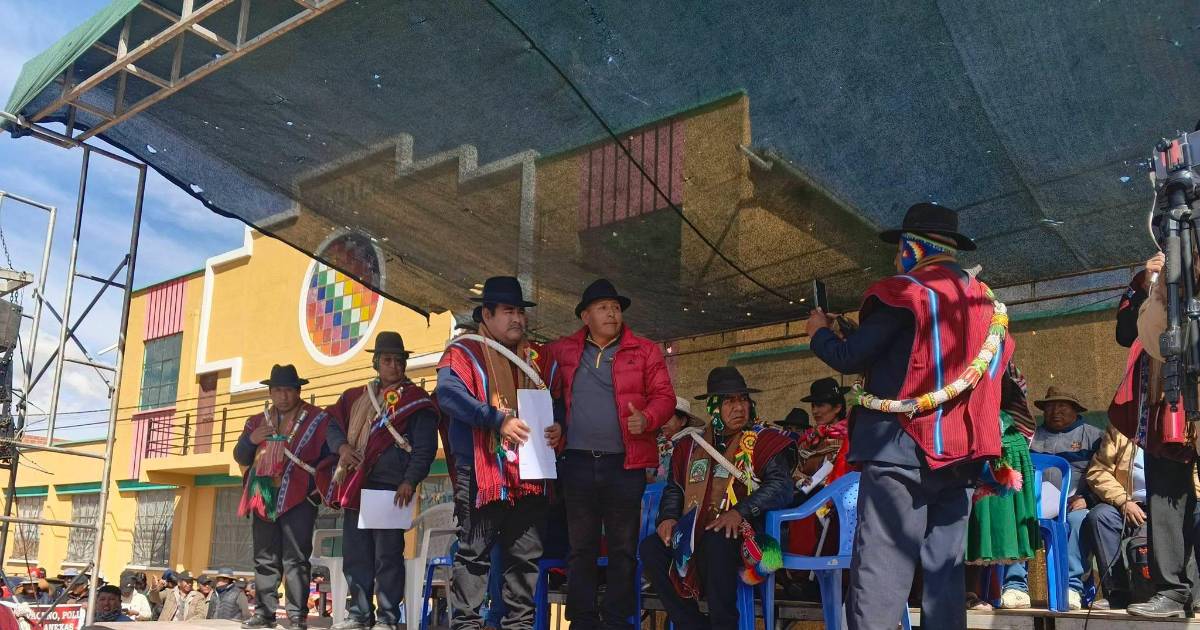 Dirigente de la Federación Túpac Katari critica liderazgo de Mario Argollo y acusa venta de dirigentes